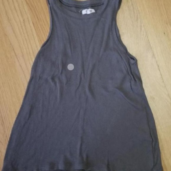 Madewell Ribbed Army Green Tank - Picture 2 of 3